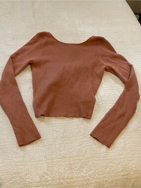 vestique Ribbed Scoop-Neck Long Sleeve Top in Dusty Rose
